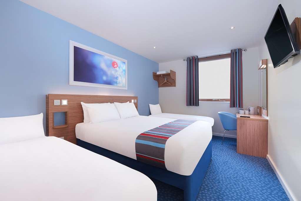 Travelodge Bradford Central Habitación foto