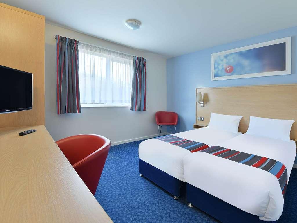 Travelodge Bradford Central Habitación foto