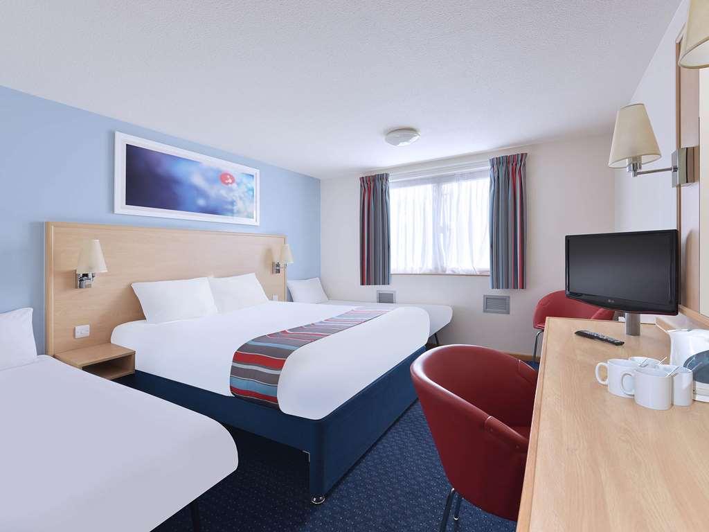 Travelodge Bradford Central Servicios foto